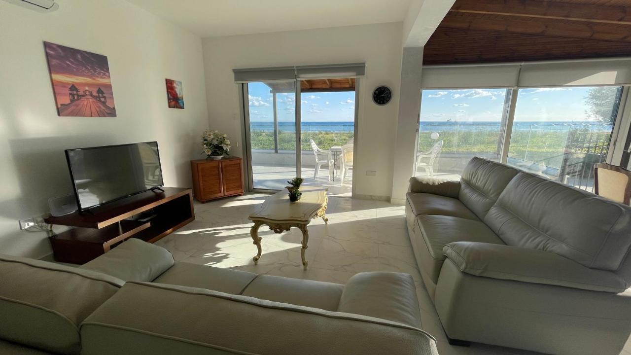 Beachfront Villa - Dasaki Larnaca Ngoại thất bức ảnh