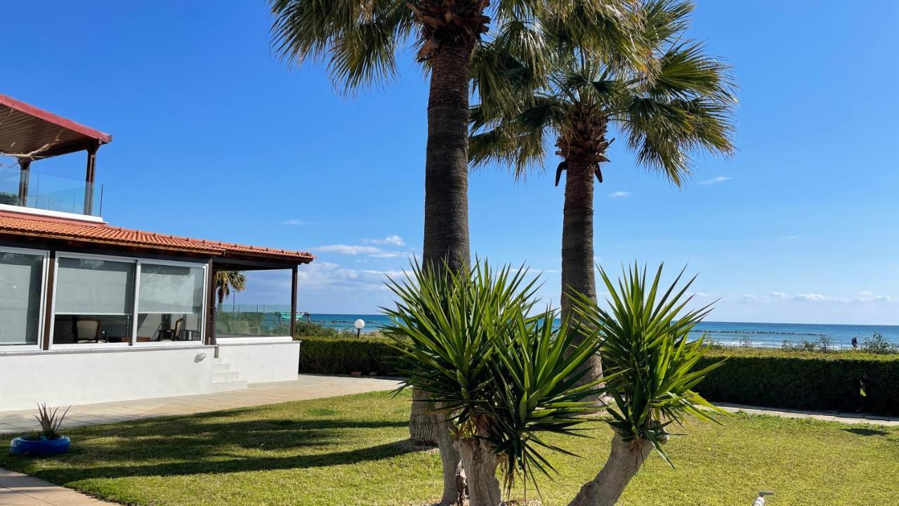 Beachfront Villa - Dasaki Larnaca Ngoại thất bức ảnh